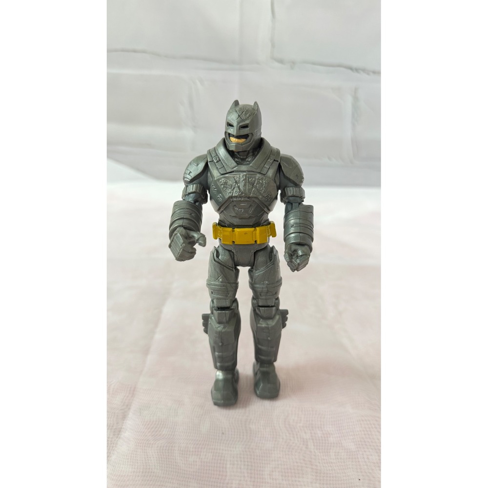DC Comics Batman v Superman Armored Batman Action Figure Grey 6 Inch 2855OB